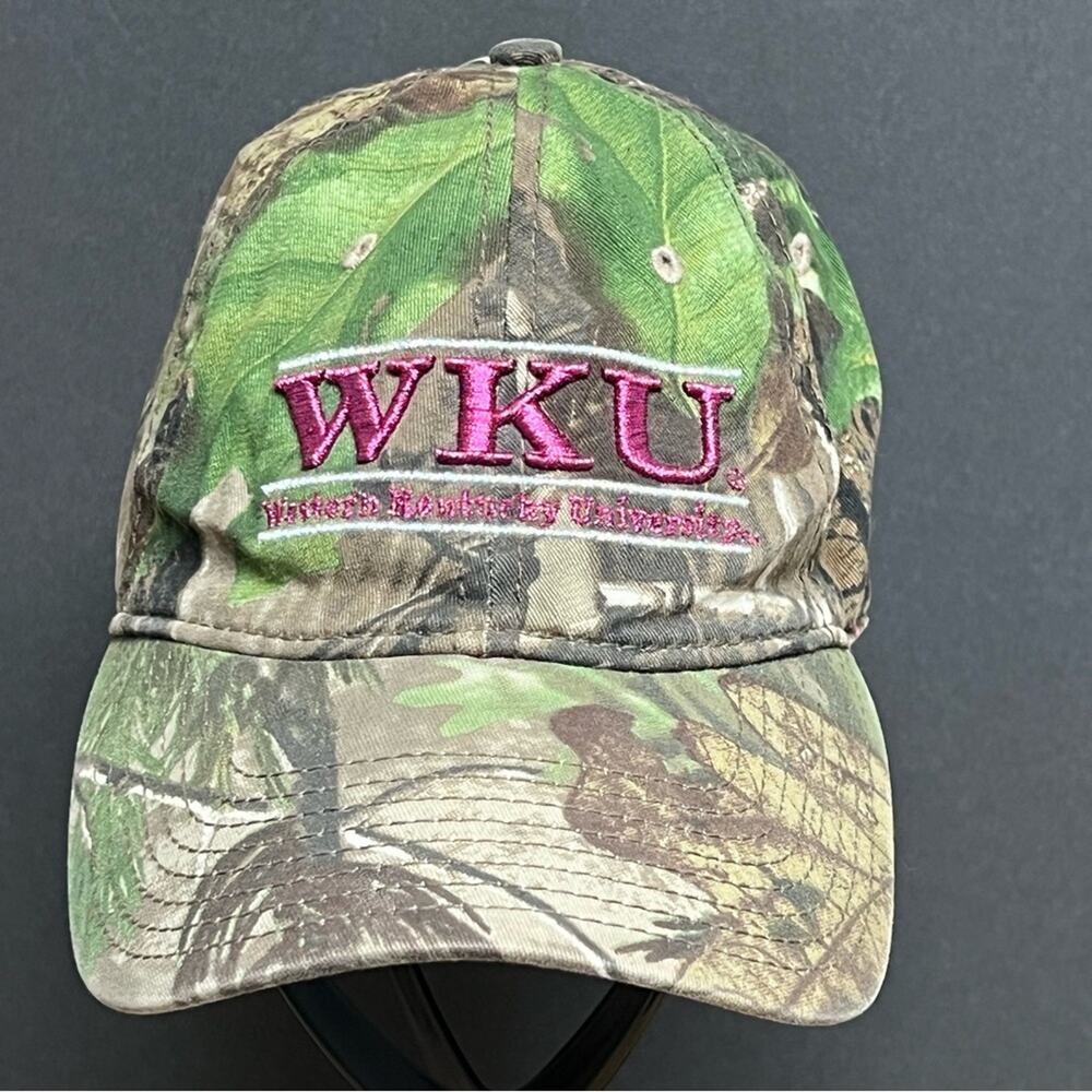 The Game Camouflage Hat with Pink Embroidery